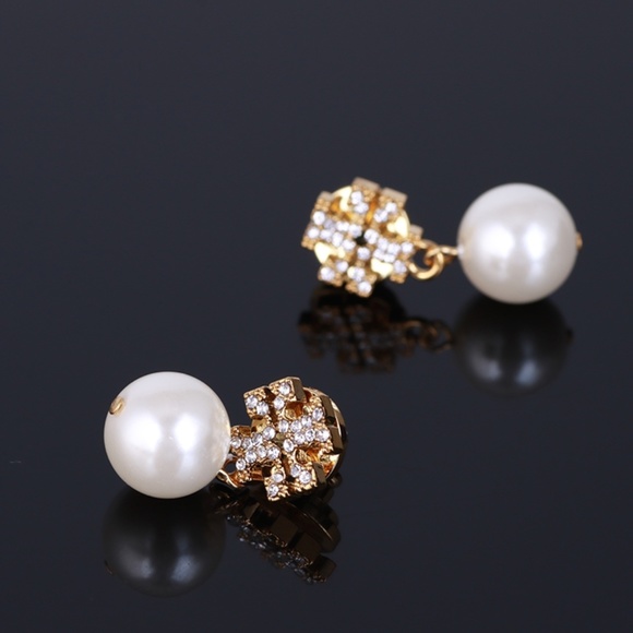 Tory Burch Crystal Pearl Logo Drop Earrings - Picture 2 of 3